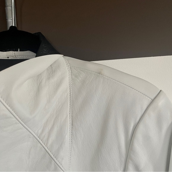 VEDA White & Black Flap Leather Jacket Size Medium - Picture 10 of 15
